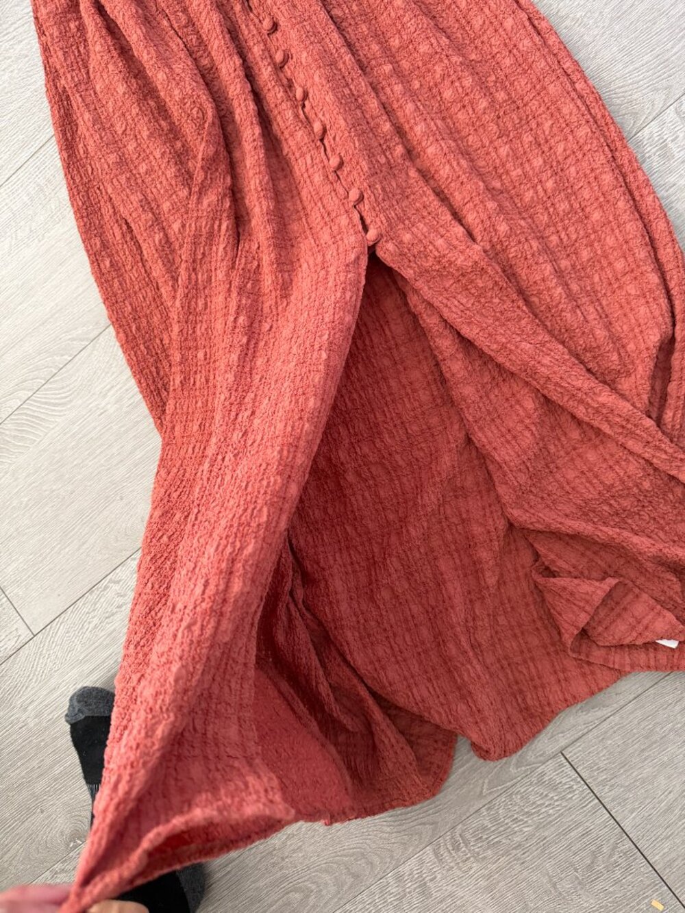 ASOS DESIGN Rust Textured Puff Sleeve Midi Dress Size US 2 NWT - Picture 5 of 8
